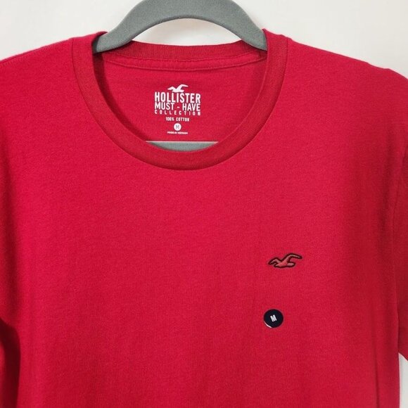Hollister men's Must Have‎ Collection T-shirt in Red - Size Medium - Picture 2 of 6